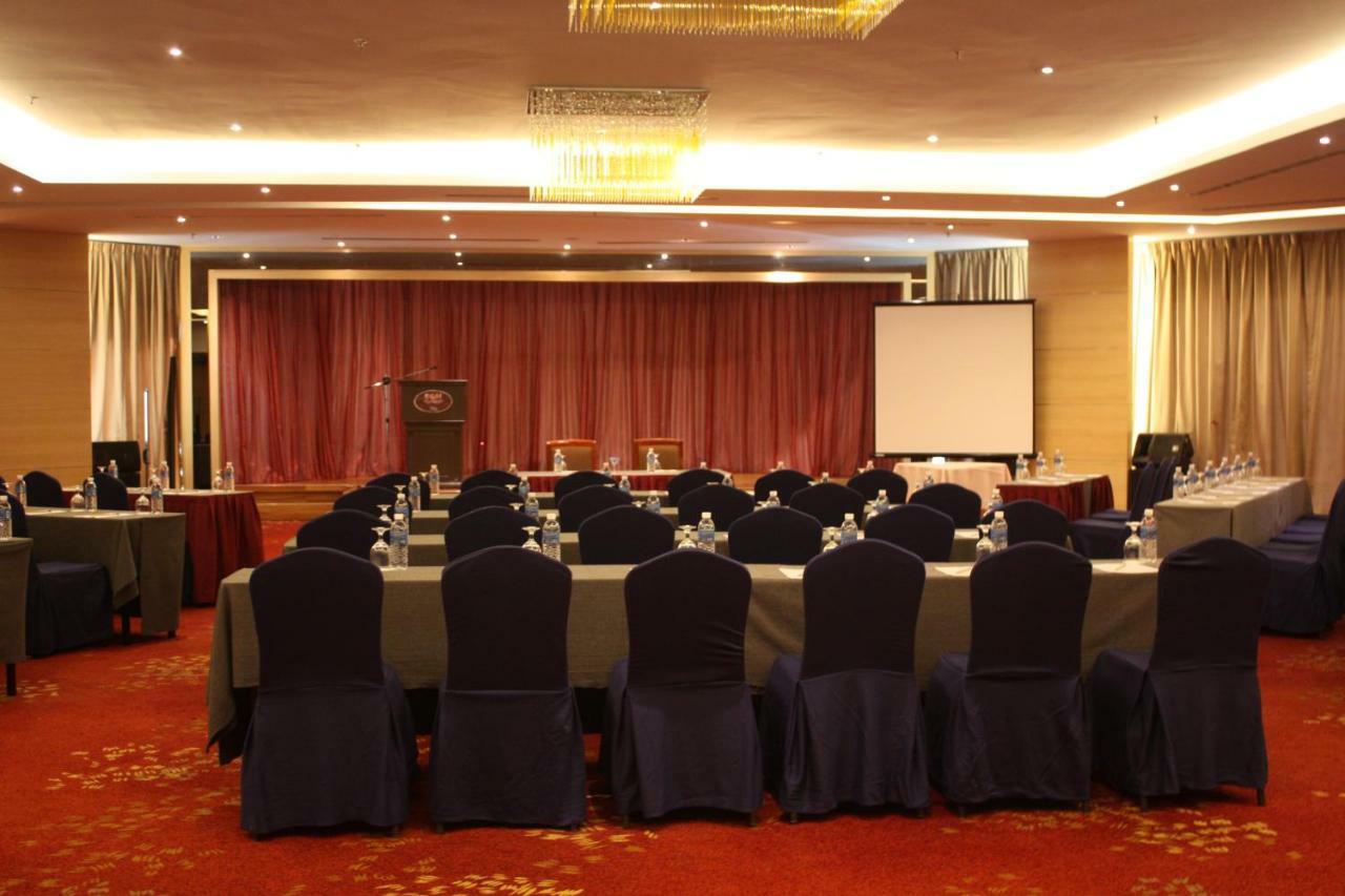 Sabah Oriental Hotel Κότα Κιναμπαλού Εξωτερικό φωτογραφία