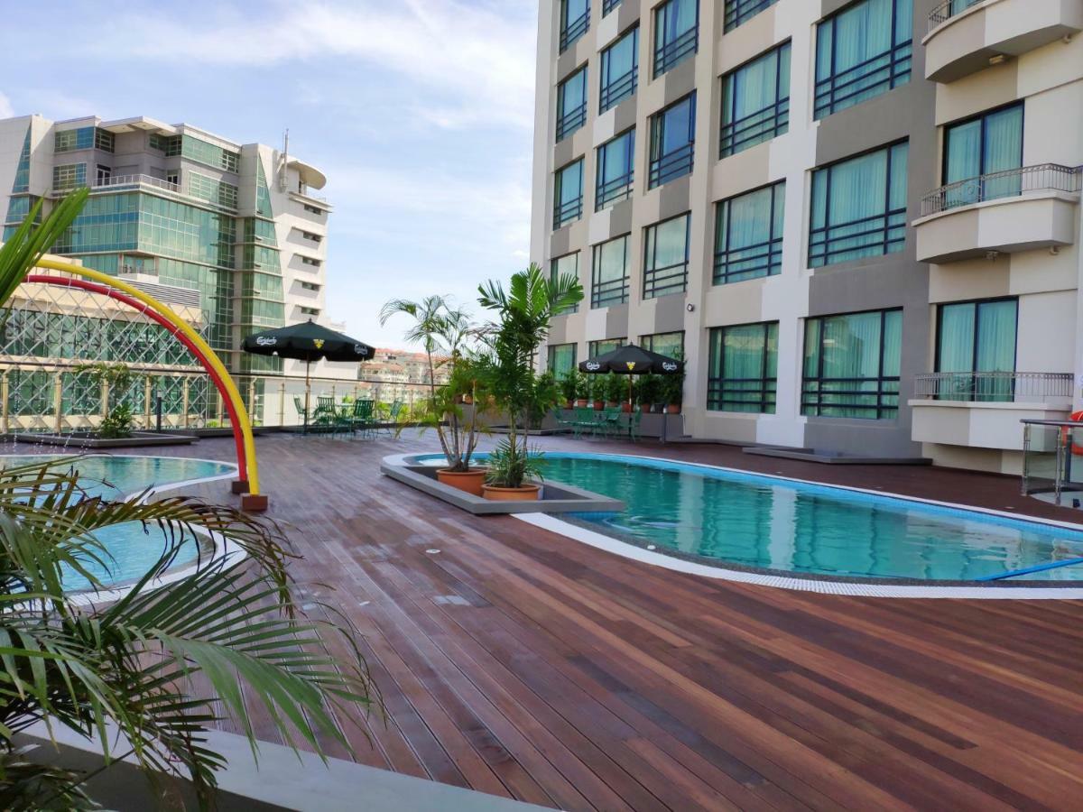Sabah Oriental Hotel Κότα Κιναμπαλού Εξωτερικό φωτογραφία
