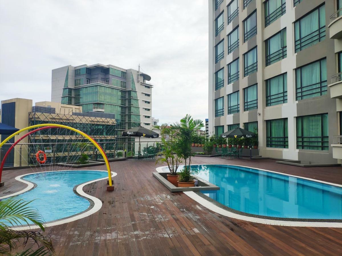 Sabah Oriental Hotel Κότα Κιναμπαλού Εξωτερικό φωτογραφία