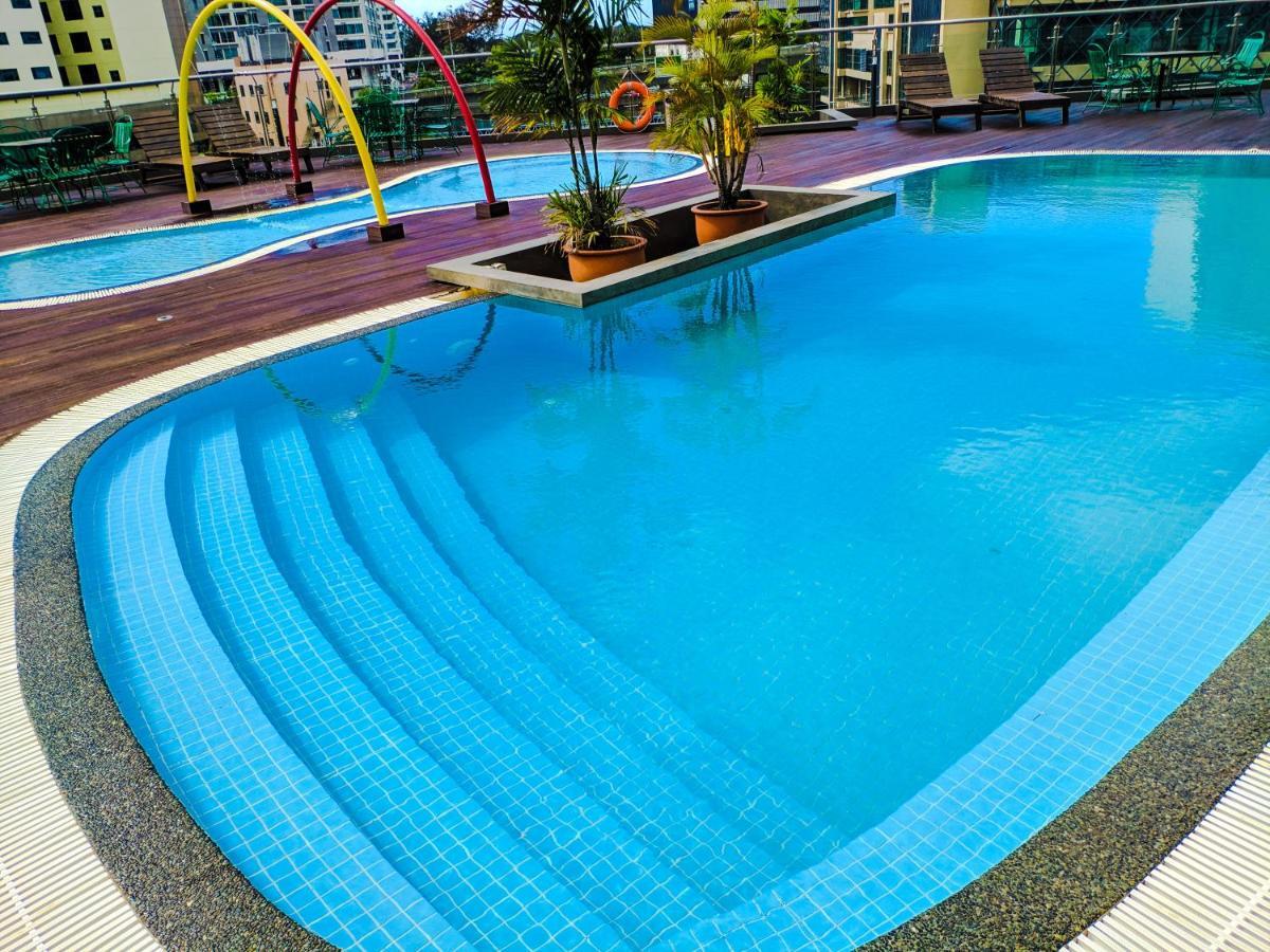 Sabah Oriental Hotel Κότα Κιναμπαλού Εξωτερικό φωτογραφία